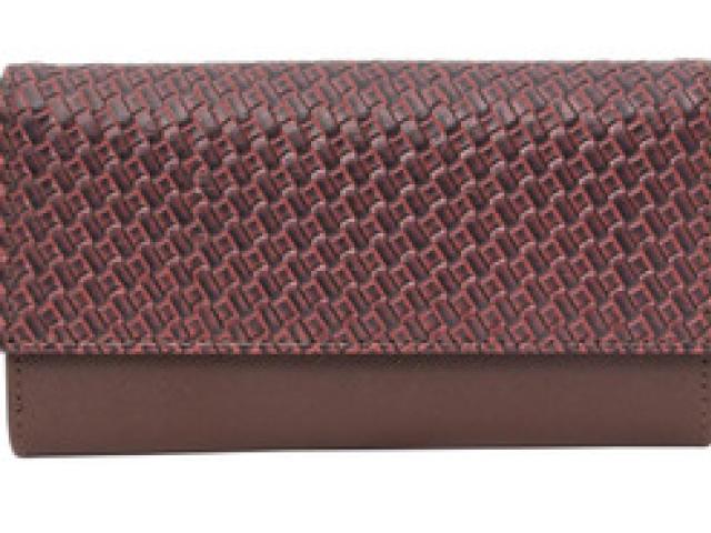 New Fashionable Embossed Women's Trifold Clutch Wallet - Delhi - 1
