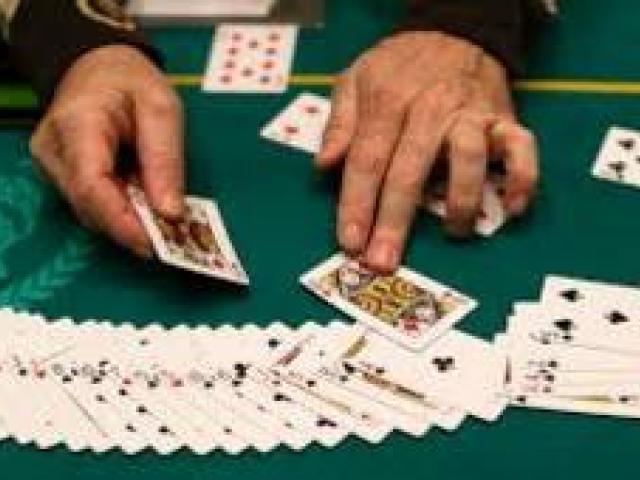 Buy High Quality Invisible Lens for Playing Cards Game from SD Playing Cards - Delhi - 1