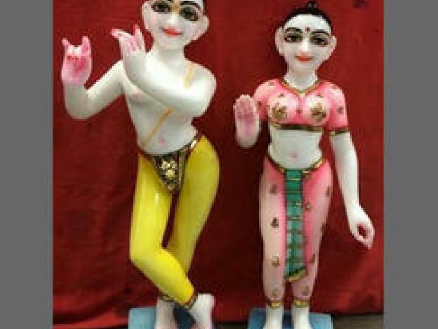 Experience Divine Beauty with the Radha Krishna marble statue from Jaipur - Jaipur - 1